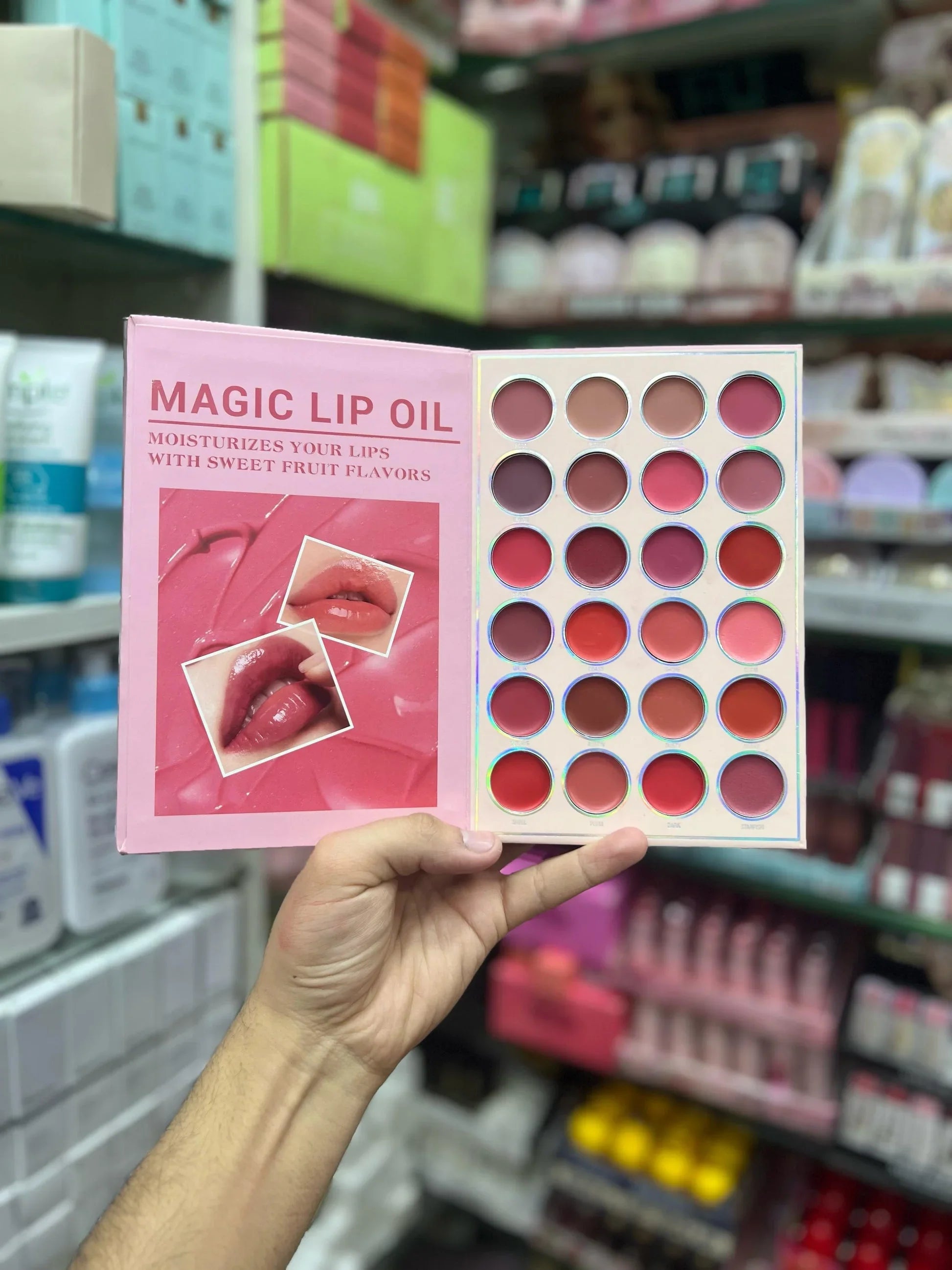 Mocallure 5-Page Butterfly Makeup Book